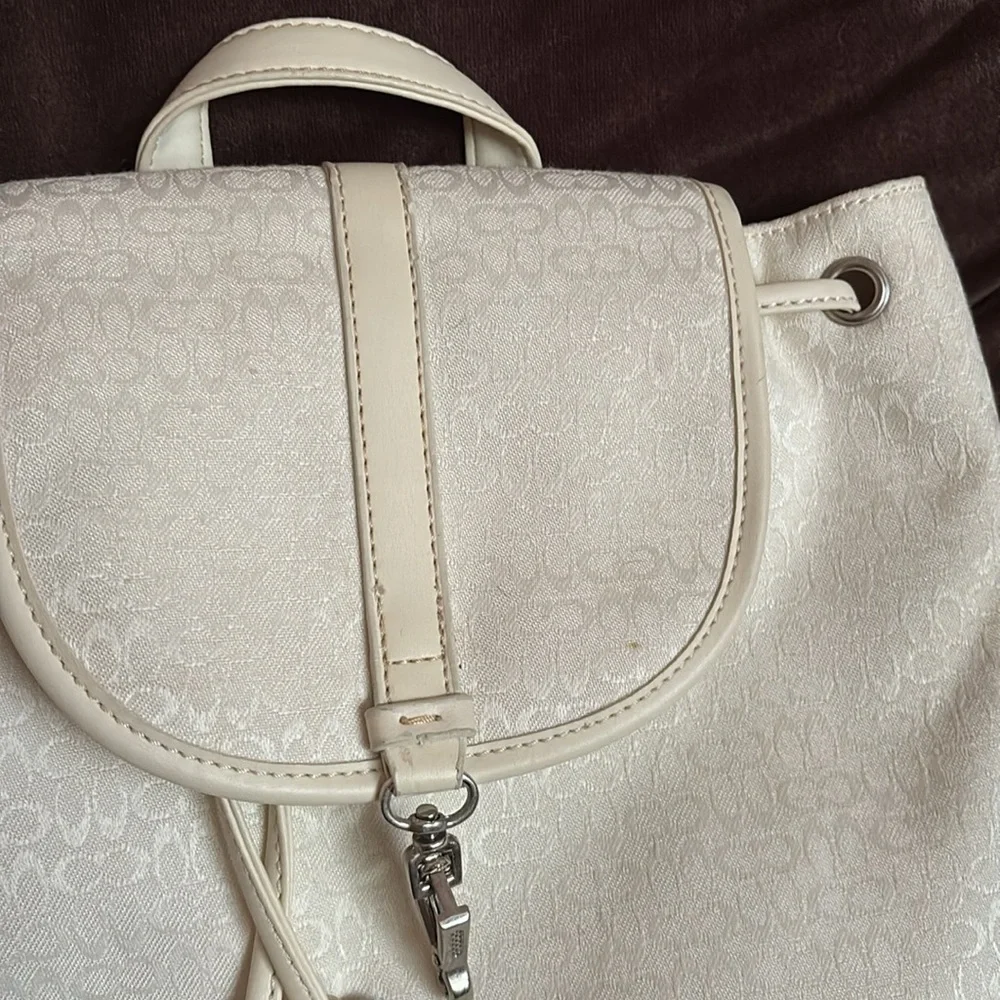 Great used condition ivory backpack - Picture 2 of 4
